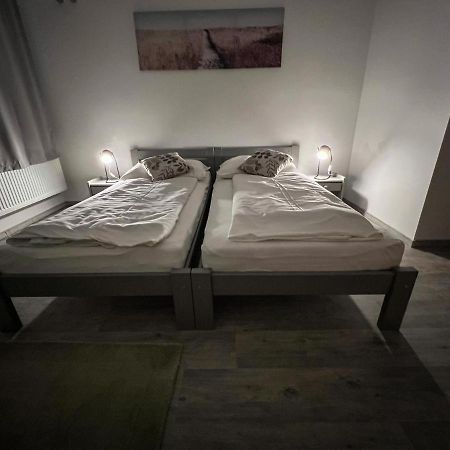 Hostel H18 Бардеёв Экстерьер фото