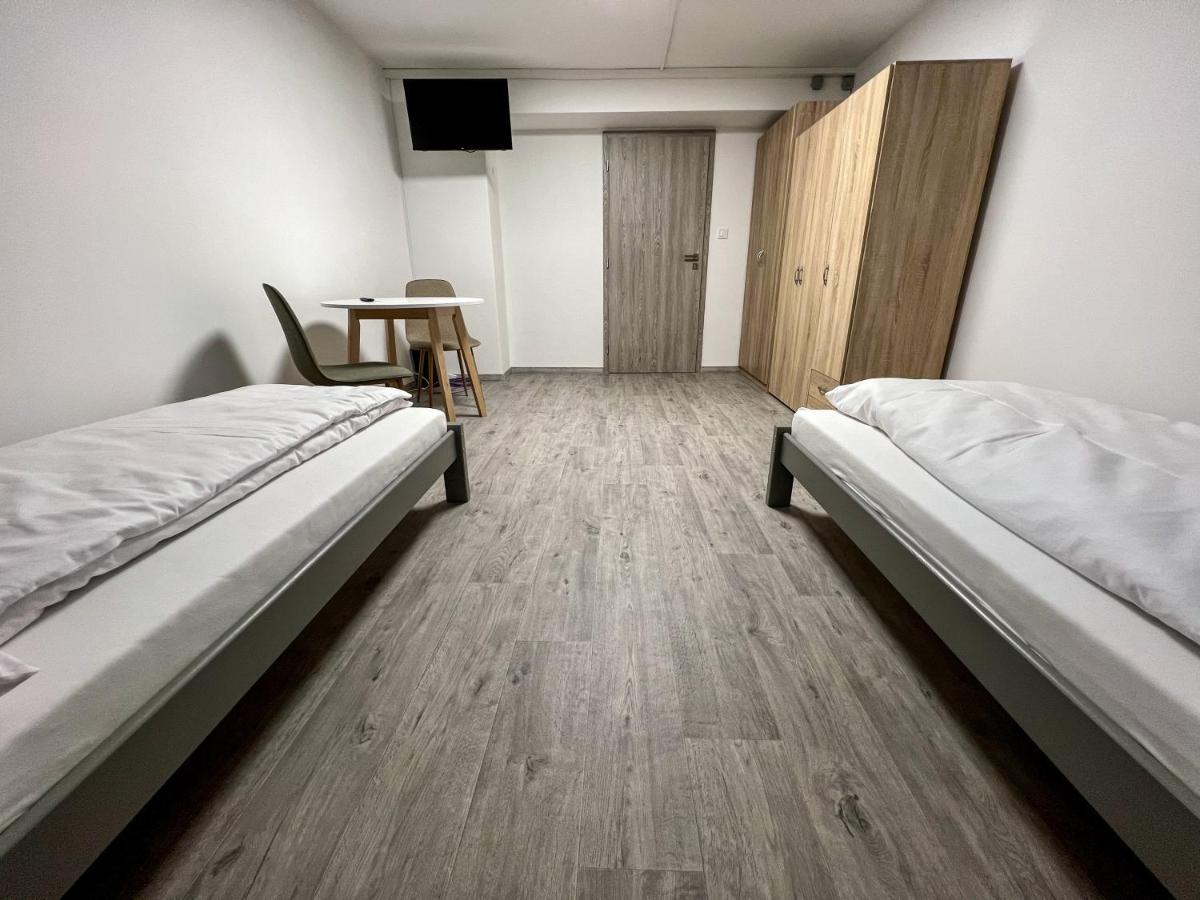 Hostel H18 Бардеёв Экстерьер фото